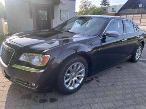 2013 Chrysler 300C 5.7 HEMI ex Frankfurt € 10.990.- 2013 Chrysler 300C 5.7 HEMI ex Frankfurt € 10.990.-