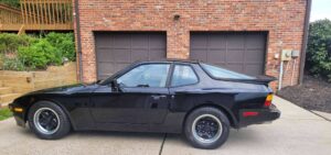 1983 Porsche 944 2.5 Targa ex Pittsburgh US $ 19.944.- 1983 Porsche 944 2.5 Targa ex Pittsburgh US $ 19.944.-